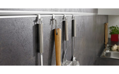 Белая кухня с крашеными фасадами"White" в стиле модерн Белая кухня с крашеными фасадами"White" в стиле модерн